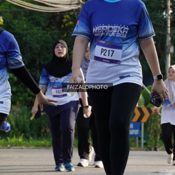 Runner Photo 3481046