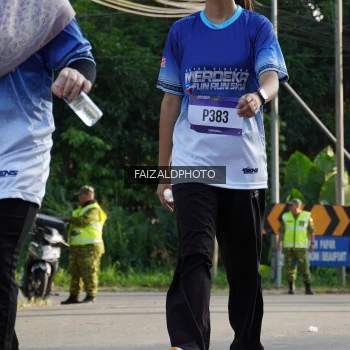 Runner Photo 3481073