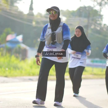 Runner Photo 3481086