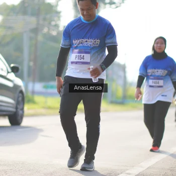 Runner Photo 3481142