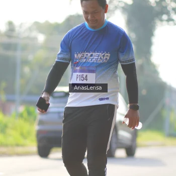 Runner Photo 3481147