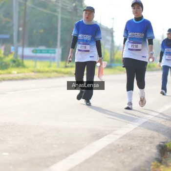 Runner Photo 3481181
