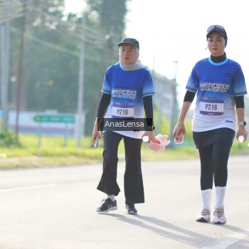 Runner Photo 3481188