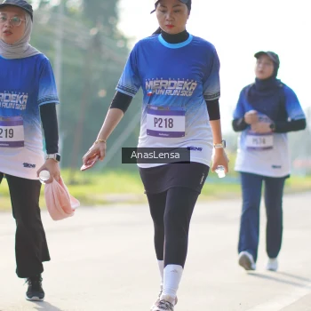 Runner Photo 3481202