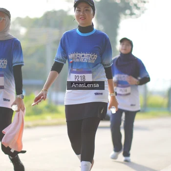 Runner Photo 3481219