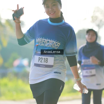 Runner Photo 3481242