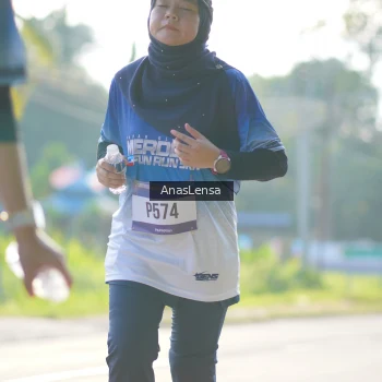 Runner Photo 3481249