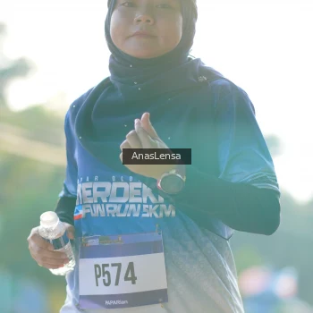 Runner Photo 3481256