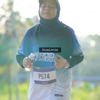 Runner Photo 3481258
