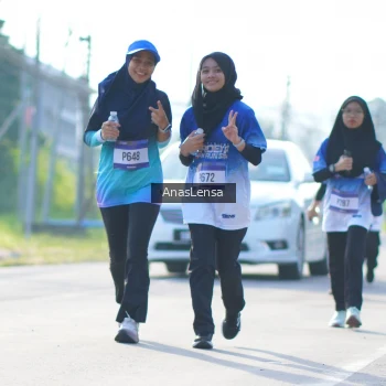 Runner Photo 3481273
