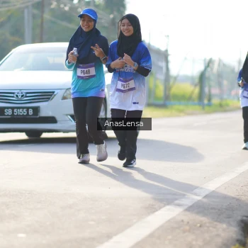Runner Photo 3481302