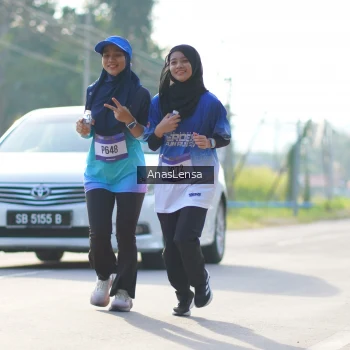 Runner Photo 3481303