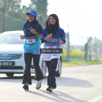 Runner Photo 3481305
