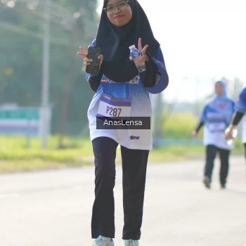 Runner Photo 3481345