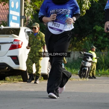 Runner Photo 3481348