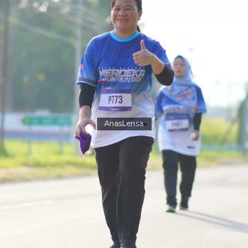 Runner Photo 3481382