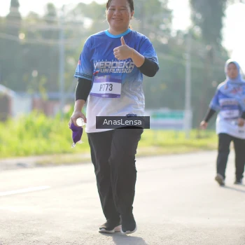 Runner Photo 3481410