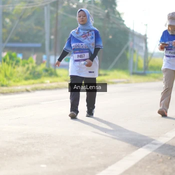 Runner Photo 3481418