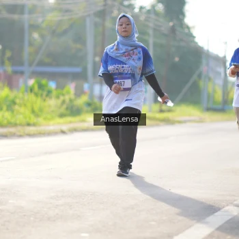 Runner Photo 3481431