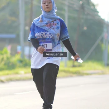 Runner Photo 3481432