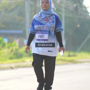 Runner Photo 3481436