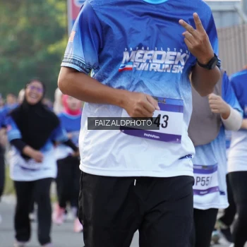 Runner Photo 3481438