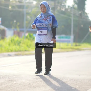 Runner Photo 3481443