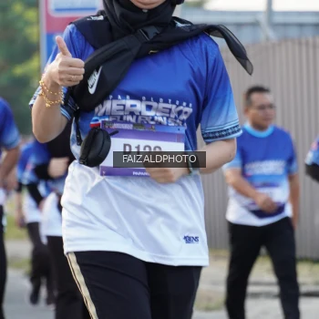 Runner Photo 3481515
