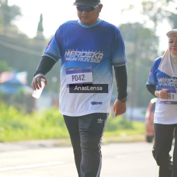 Runner Photo 3481553