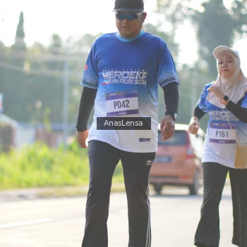 Runner Photo 3481554