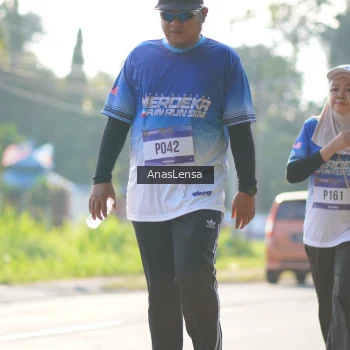 Runner Photo 3481557