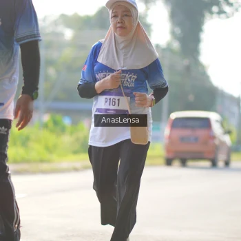 Runner Photo 3481559
