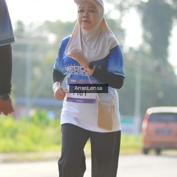 Runner Photo 3481573