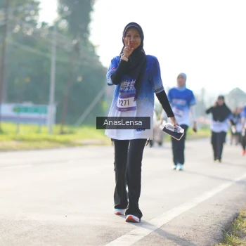 Runner Photo 3481577