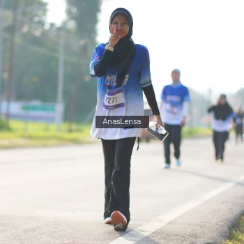 Runner Photo 3481597
