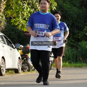 Runner Photo 3481617