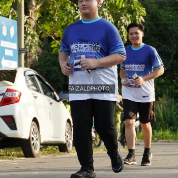 Runner Photo 3481640