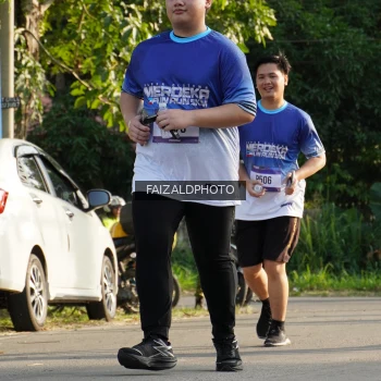 Runner Photo 3481649