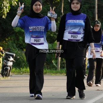 Runner Photo 3481659