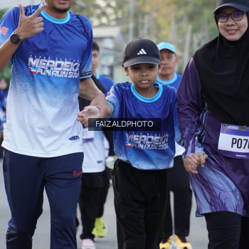 Runner Photo 3481669