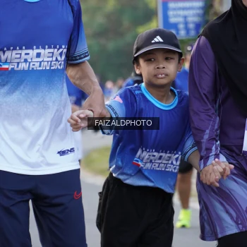 Runner Photo 3481679