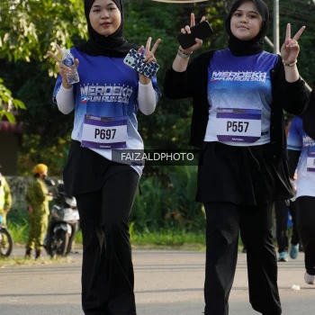 Runner Photo 3481687