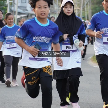 Runner Photo 3481695
