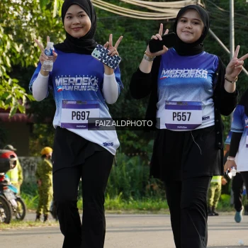 Runner Photo 3481705