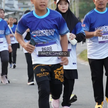 Runner Photo 3481716