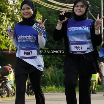 Runner Photo 3481719