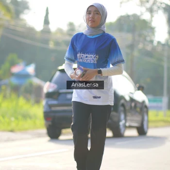 Runner Photo 3481728