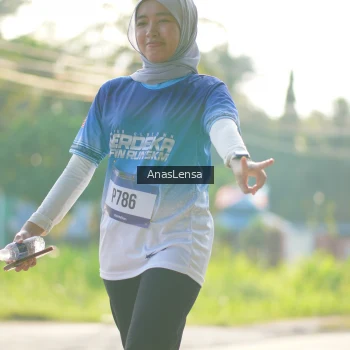 Runner Photo 3481752
