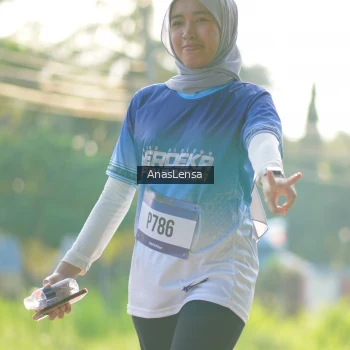 Runner Photo 3481754