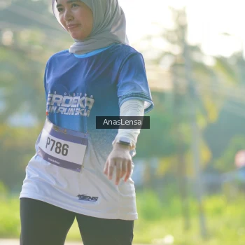 Runner Photo 3481765
